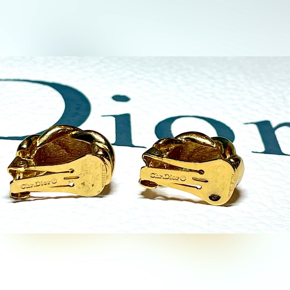 VTG DIOR Classic Gold Croissant/Shrimp Earrings - Picture 2 of 7